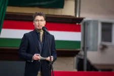 A Fideszt is kritizáló fideszes Cser-Palkovics András készen áll a közös munkára Vitézy Dáviddal