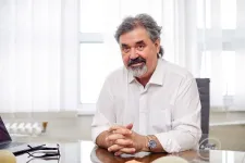 Dr. Révész Zsolt: egyre több férfi vállalja a plasztikai műtétet (x)