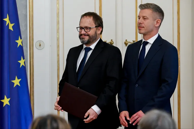 A világ egyik legjobb befektetése a forint, de ez egyre többeknek fáj