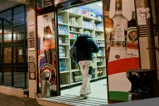 Csökkent a hazai legális dohánypiac, de nem azért, mert mindenki leszokik