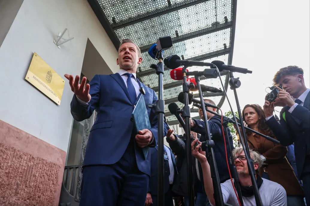 Magyar elfogadta a leköszönő miniszterek felajánlását, egyben utalja majd el a kormány a végkielégítésüket a kárpátaljai gyerekeknek