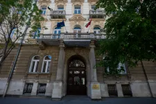 Hol lesznek az új minisztériumok? Egy tömbben két tárca is helyet kap, másik minisztérium költözik régi Mol-székházba