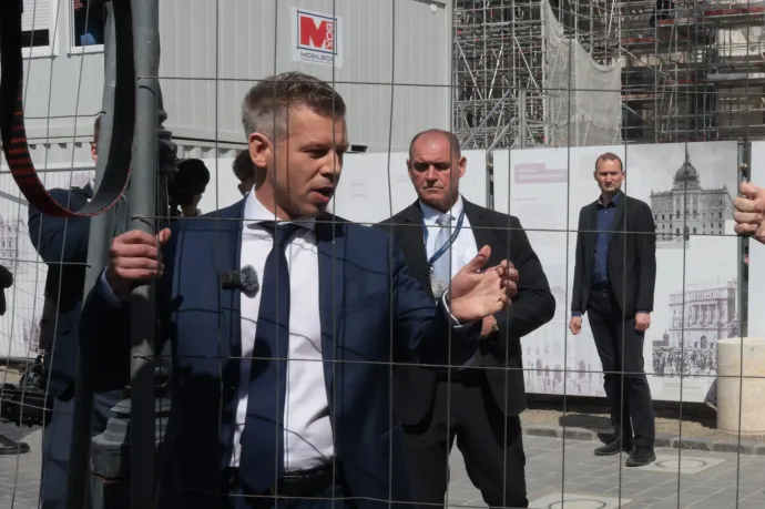 Magyar Péter feltörli a padlót a Fidesszel – élőben elemeztünk Róna Dániellel