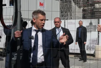 Magyar Péter feltörli a padlót a Fidesszel – élőben elemeztünk Róna Dániellel