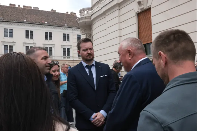 Szabó Bence a belügyminiszter kabinetjében fog dolgozni