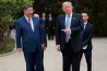 Megkönnyebbülten nyugtázta a világ a pekingi találkozót, aztán Trump hazafelé beszélni kezdett