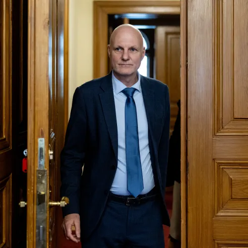 „A tudományt támogatni kell. De nem így” – Tanács Zoltán tudományos és technológiai miniszter is reagált Krausz Ferencék szerződésének felmondására