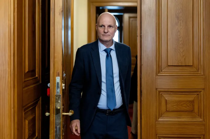 „A tudományt támogatni kell. De nem így” – Tanács Zoltán tudományos és technológiai miniszter is reagált Krausz Ferencék szerződésének felmondására