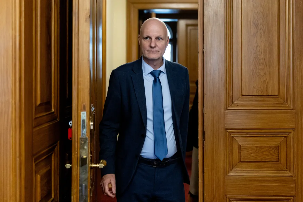 „A tudományt támogatni kell. De nem így” – Tanács Zoltán technológiai miniszter is reagált Krausz Ferencék szerződésének felmondására