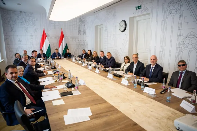 Véget ért a kormányülés, szó volt a kegyelmi dossziéról és a 2026-os költségvetésről is