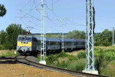 Tíz InterCity-kocsit kap kölcsön a MÁV nyárra az osztrák vasúttársaságtól, hogy ne dőljön be a balatoni közlekedés