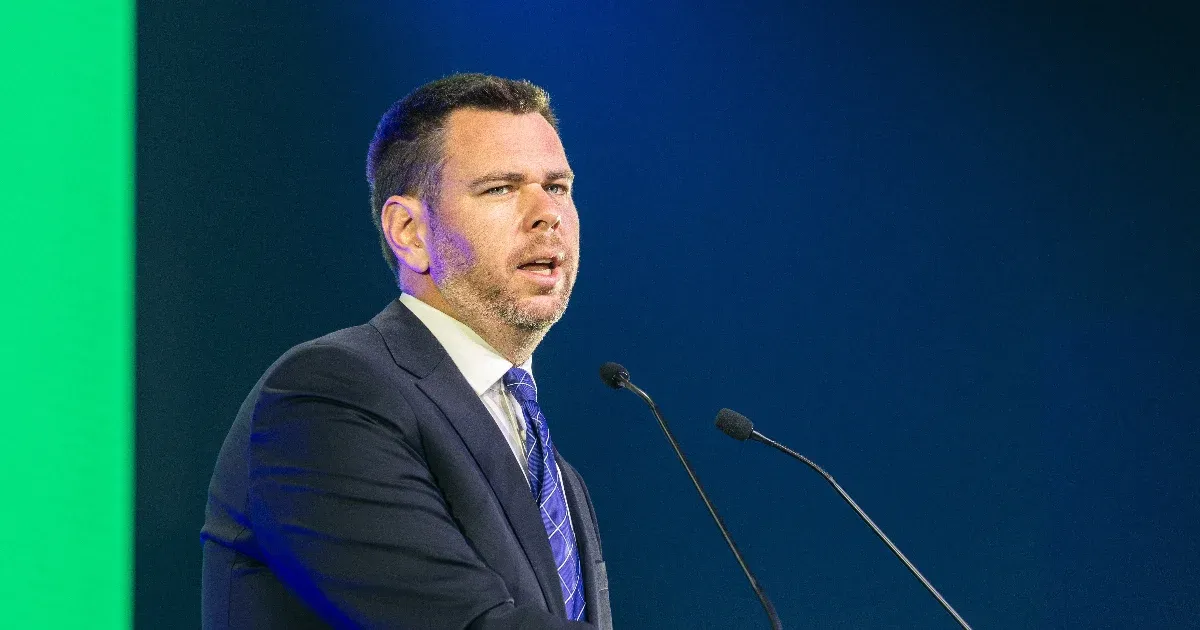 Vitézy Dávid kirúgta a MÁV gazdasági igazgatóját.