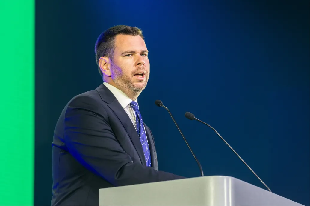 HVG: Vitézy Dávid kirúgta a MÁV gazdasági vezérigazgató-helyettesét