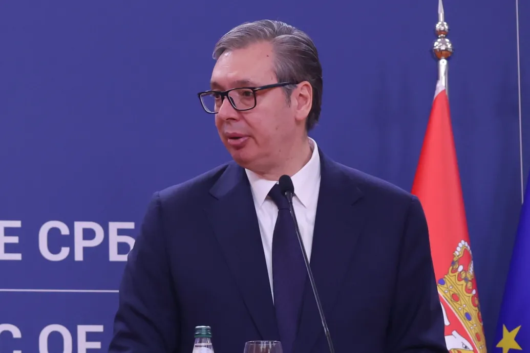 Vučić szerint nem mennek jól a tárgyalások a Mollal a NIS eladásáról