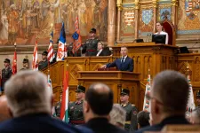 Ma kiderül, Magyar Péter hogyan bánik az ellenzéki képviselőkkel