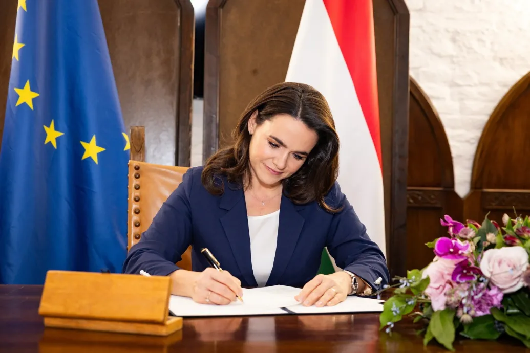 Novák egyenes vonallal húzta át K. Endre elutasító határozatát – ezek a kegyelmi ügyben kiadott dokumentumok legérdekesebb részei