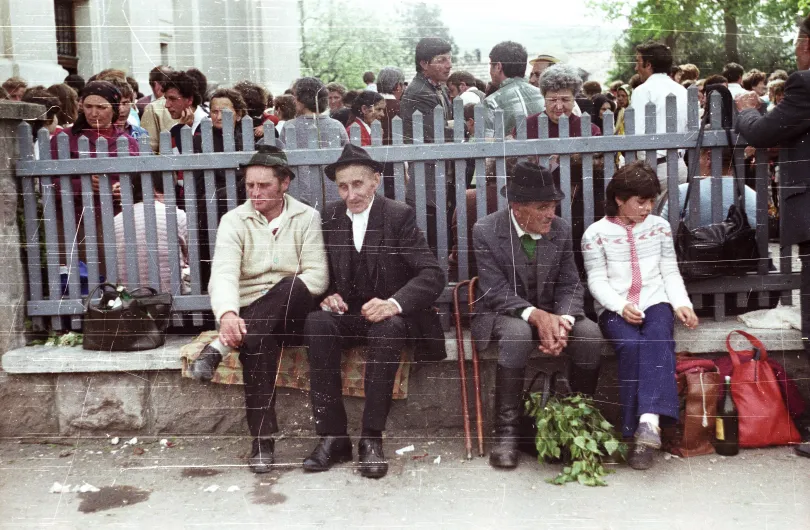 Búcsúsok 1988-ban – Fotó: TM / Fortepan