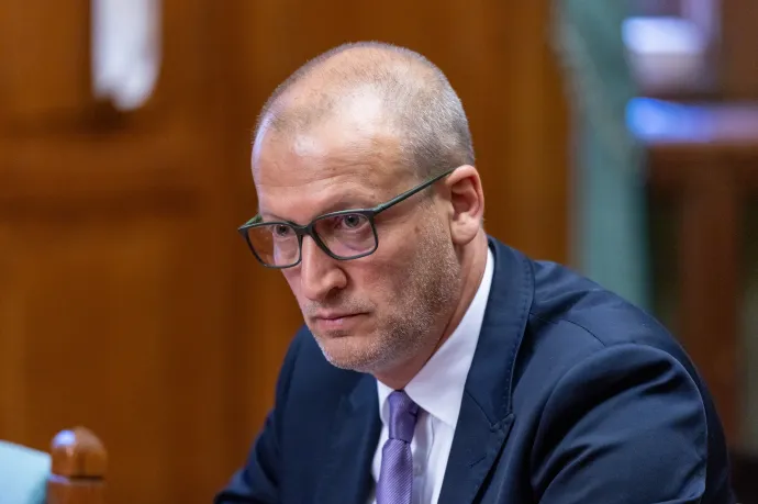 Tarr Zoltán: Egy miniszternek nem kell mindentudónak lennie, fontos, hogy tanuljon