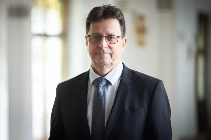Heidl György eszmetörténész társadalmi kapcsolatokért felelős államtitkár lesz