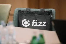 Beszántja az OTP a Fizz webshopot