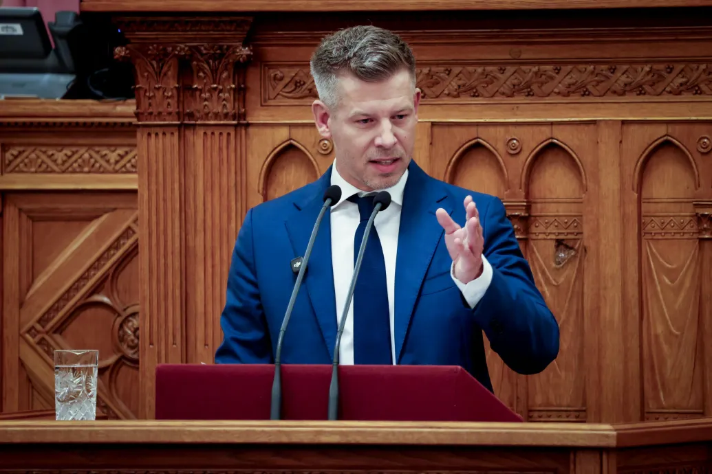 Magyar Péter a fideszesek fejére olvasta a bűneiket, de a saját törvényalkotási programjukról nem sokat árult el