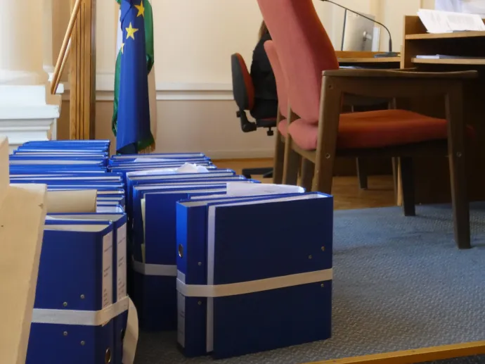 Ezek a nyomozati dossziék – Fotó: Laczó Balázs/ Telex
