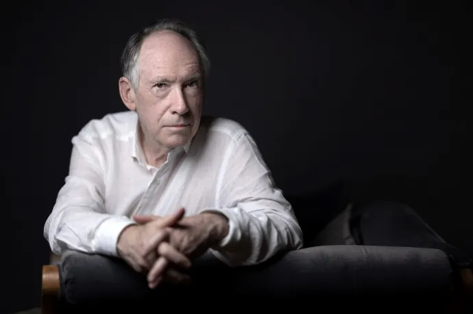 A pesszimizmus nagyobb probléma, mint az éghajlatváltozás a Booker-díjas Ian McEwan szerint