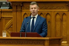 Ursula von der Leyennel és a NATO főtitkárával is tárgyal a héten Magyar Péter Brüsszelben
