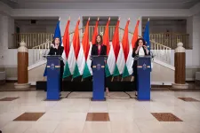 Helyettes államtitkárként dolgozik majd a három kormányszóvivő