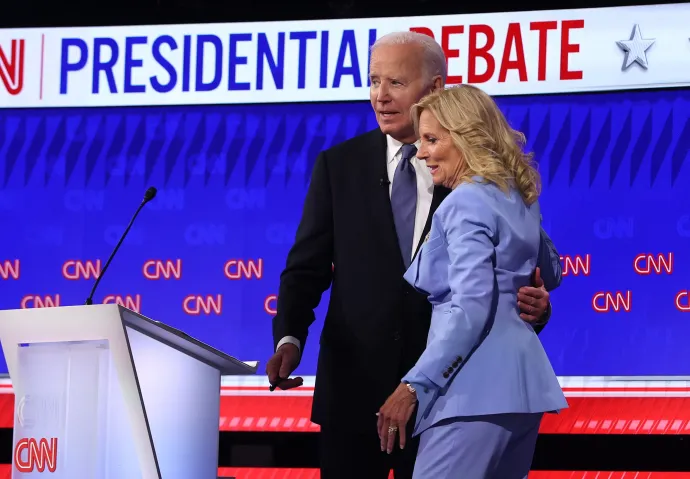 Joe és Jill Biden az elnökjelölti vita után a CNN stúdiójában 2024. június 27-én – Fotó: Justin Sullivan / Getty Images