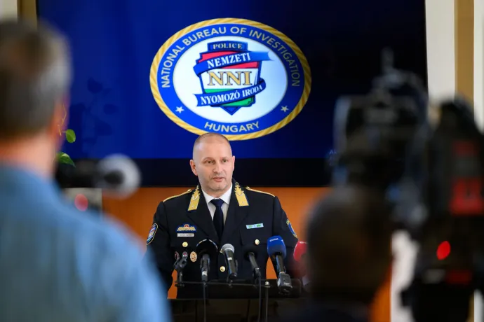 Jeney Áron dandártábornok a sajtótájékoztatón – Fotó: Police.hu