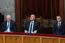 Novák Katalin népszerűtlenségével vetekszik Sulyok Tamásé
