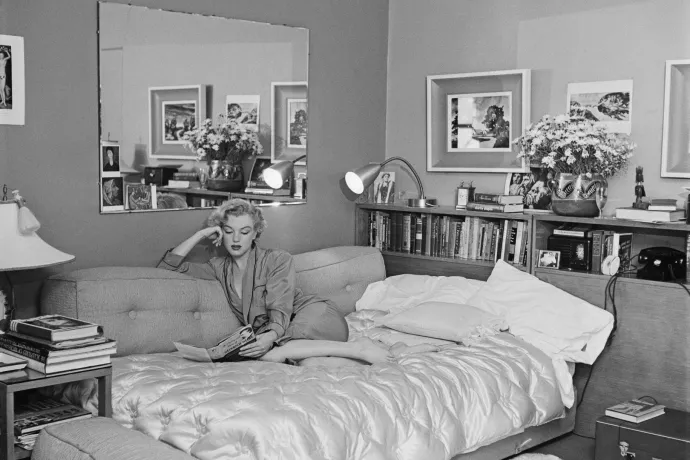 Marilyn Monroe az imposztor szindrómája ellensúlyozása miatt olvasott rengeteget