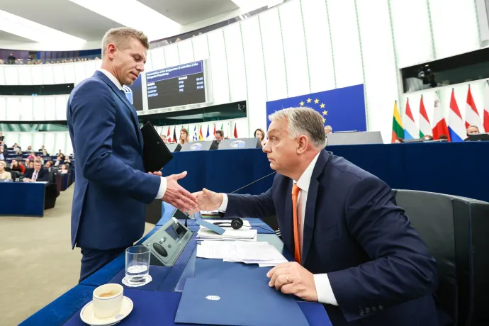 Magyar Péter és Orbán Viktor az EP plenáris ülésén Strasbourgban 2024. október 9-én – Fotó: Alain Rolland / EP / EU