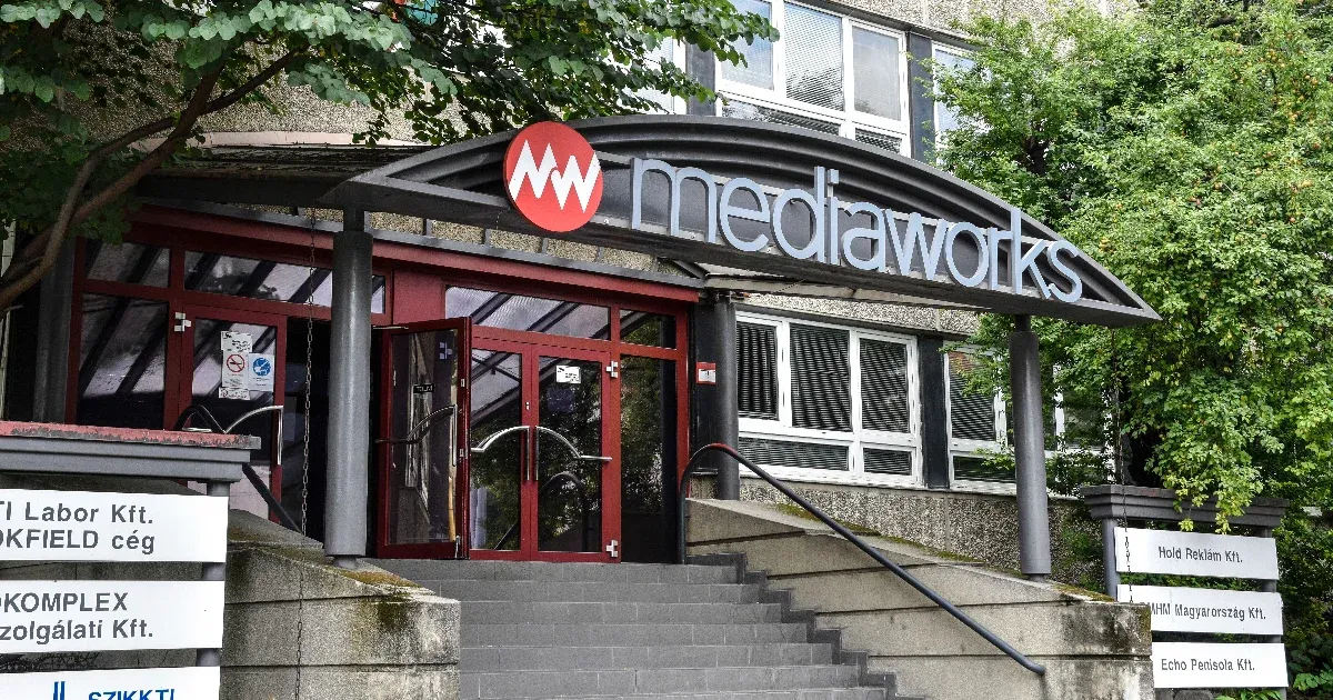 Mentőövet kér a Népszava, 342 milliót tartozik.