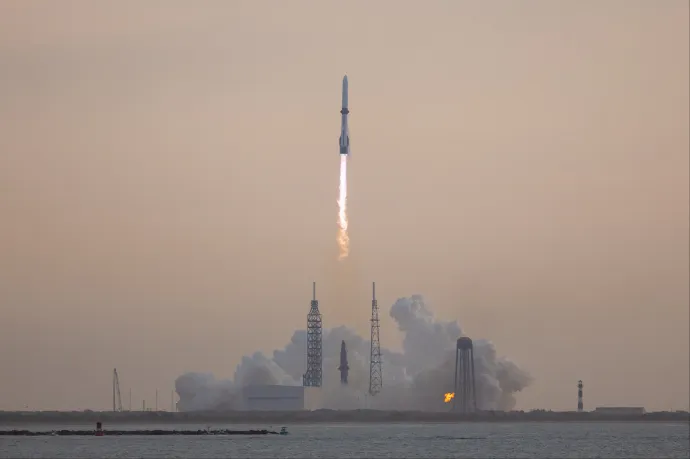 Durván keresztbe tesz a NASA holdprogramjának Jeff Bezos űrrakétájának felrobbanása
