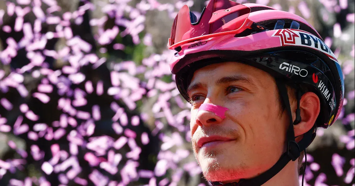 Jonas Vingegaard megnyerte a Giro d’Italiát, ezzel a kerékpársport legendái közé került