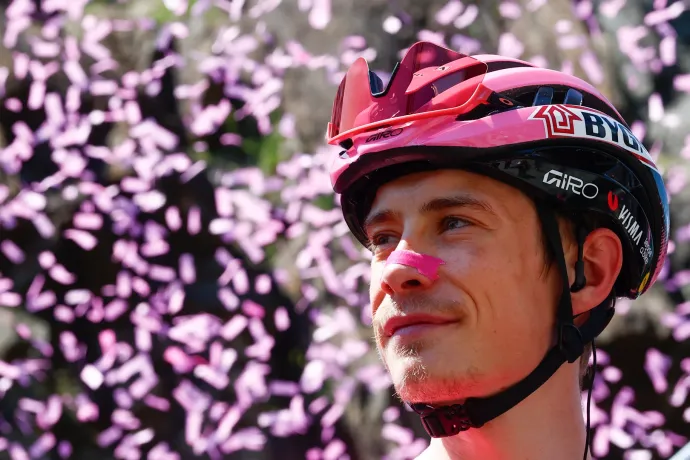 Jonas Vingegaard Giro d'Italia-győzelmével a kerékpársport halhatatlanjai közé került