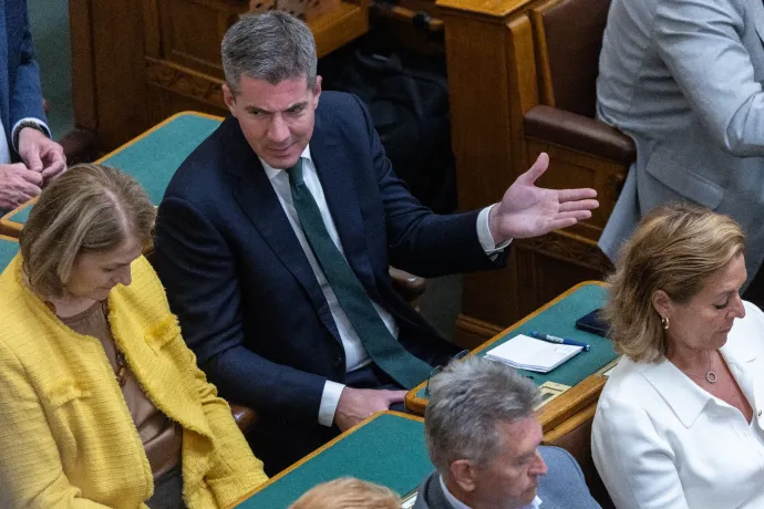 „Nyugi, nyugi, Xanax!” – a parlamenti napló szerint így szólogattak be eddig egymásnak a képviselők