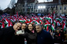 Orbán Viktor Navracsics Tibort is aktiválta a Fidesz megújulása jegyében