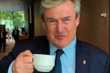 Kapitány István annyira rápörgött a kávéra, hogy azt is kiszámolta, mennyi jönne ki az EU-s forrásokból