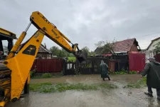 Ellenőrzésekre és bírságokra készül a Hydrokov a szabálytalan esővízbekötések miatt