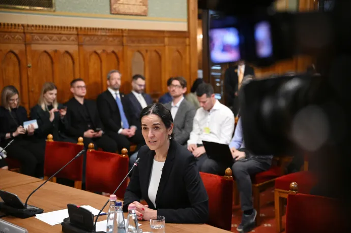 Szijjártó alatt már meg sem lepődött senki, hogy nincs, Orbán Anita most 15 év után visszahozza
