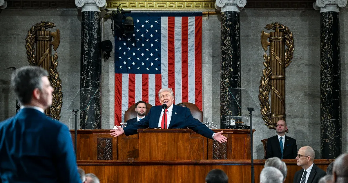 Republikánus lázadás Trump ellen: Az iráni háború és a bálterem-ötlet elutasítása