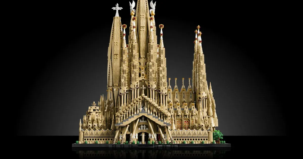 LEGO bemutatta a Sagrada Família 12 ezer darabból álló szettjét LEGO bemutatta a Sagrada Família 12 ezer darabból álló szettjét