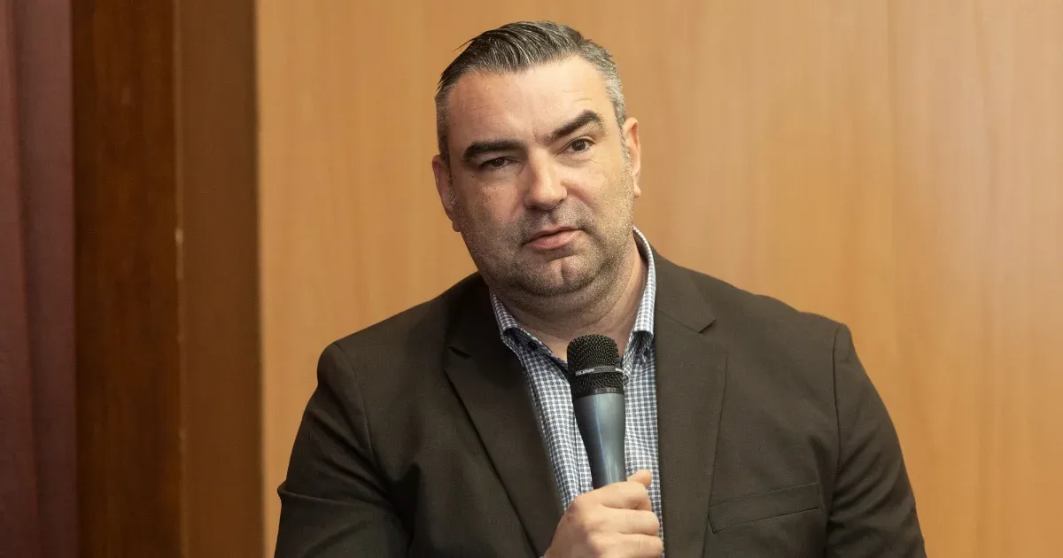 Új irányvonal a CÖF–CÖKA élén: Ifj. Lomnici Zoltán vette át a vezetést Új irányvonal a CÖF–CÖKA élén: Ifj. Lomnici Zoltán vette át a vezetést