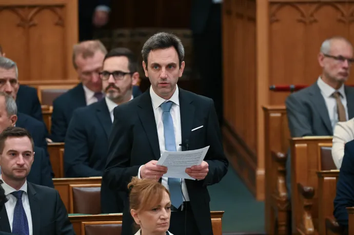 A Fidesz sok kritikát kapott érte, a Tisza folytatja: egyeztetés nélkül nyújtottak be fontos törvényjavaslatokat