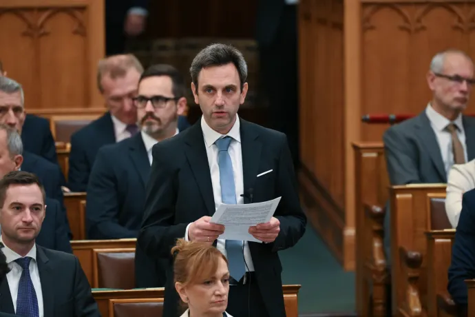 A Fidesz sok kritikát kapott érte, a Tisza folytatja: egyeztetés nélkül nyújtottak be fontos törvényjavaslatokat