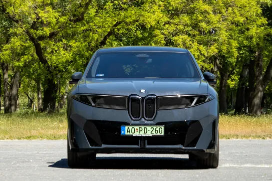 Az elektromos BMW, ami már úgy használható, mint egy benzines