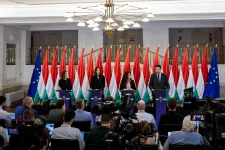 Intenzív nyár jön, a kormány mindent az uniós pénzek hazahozatalának rendel alá, hangzott el a kormányszóvivői tájékoztatón